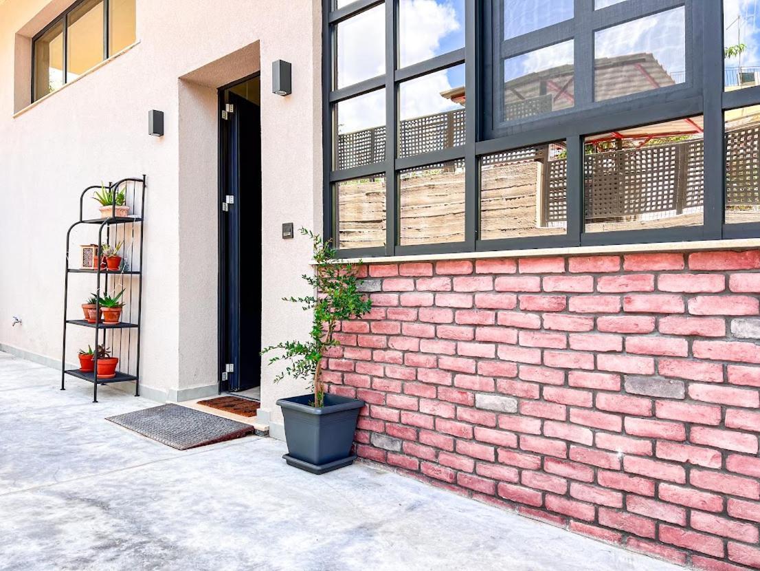 Mini Loft Apartment กาลามาตา ภายนอก รูปภาพ